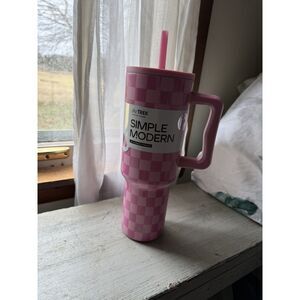 The Trek Simple Modern Pink Checker Drink cup 40 oz